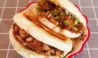 铁板土豆丝夹馍的做法和配方(铁板土豆丝夹馍的做法和配方大全)