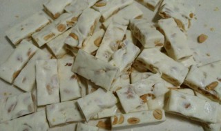 花生牛轧糖制作方法和技巧 花生牛轧糖制作方法和技巧窍门