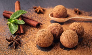 杏仁巧克力豆 杏仁巧克力豆如何描述