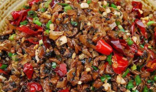 剁椒外婆菜步骤（外婆菜炒尖椒）