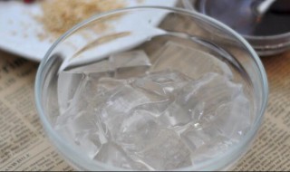 白凉粉可以直接用冷水冲吗 白凉粉可以用凉开水冲吗