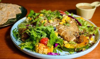 减肥人士鸡胸肉怎么做更好吃（减肥鸡胸肉怎么做好吃窍门窍门）