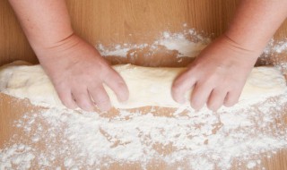 冷面皮的好吃方法 冷面皮是什么做的