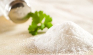 玫瑰盐和海盐区别(海盐与玫瑰盐口味上有什么区别)
