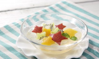 做果冻的白凉粉是什么（做果冻的白凉粉是什么东西）