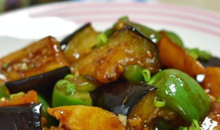 土豆炖茄子怎么做 牛腩烧土豆怎么做好吃