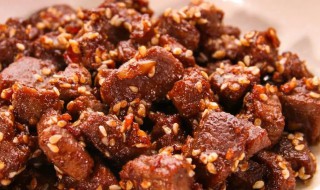 油炸辣牛肉怎么做才好吃 牛肉炸辣椒油的做法