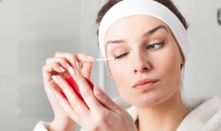 怎么去眼袋最快最有效的方法 怎么去眼袋最快最有效的方法和妙招