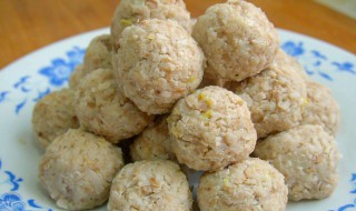 蒸藕丸子的家常做法（蒸藕丸子的家常做法大全图解）