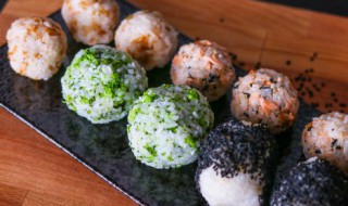 家庭中式饭团做法(家庭中式饭团做法大全)