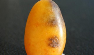 黄玉价格及鉴别方法（黄玉价格及鉴别方法图片）