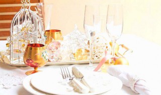 怎样把玻璃杯洗干净(怎么洗玻璃杯杯子洗得干净)