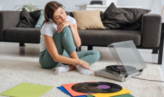 有点意思鹿晗歌词 鹿晗《有点儿意思》