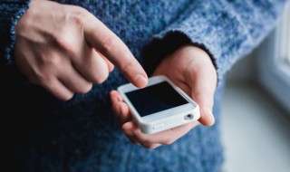 苹果x黑屏打不开怎么办（iphonex黑屏开不了机了怎么办）