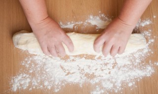 发好的面团怎么保存到明天 发好的面团怎么保存到明天做包子
