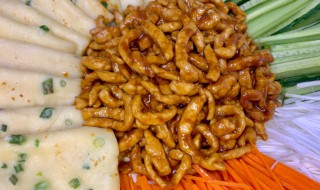 京酱肉丝薄饼的做法（京酱肉丝薄饼怎么做）