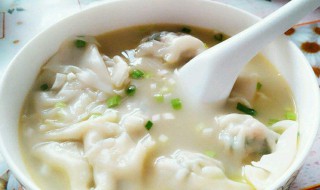 香菇馄饨的做法 香菇馄饨的做法美食杰