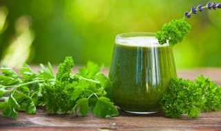 拌芹菜怎么做好吃 拌芹菜怎么做好吃又简单