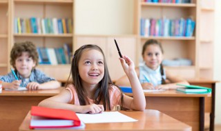 成语衣不解带是什么意思（带衣不的成语）