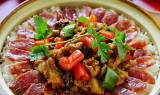 腊味双拼煲仔饭的做法（腊味双拼煲仔饭的做法大全）