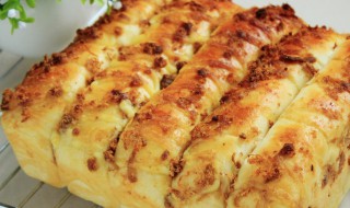 热狗肉松沙拉包的做法(热狗肉松沙拉包的做法大全)