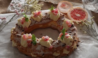 樱花酥皮草莓泡芙怎么做 自制草莓酥皮泡芙