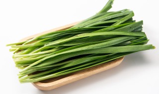 墨鱼仔炒韭菜的做法 墨鱼仔炒韭菜的做法视频