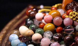 血龙木手串的盘玩方法 血龙木手串市场价多少