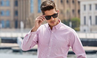 男生衬衫适合搭配什么外套 衬衫搭什么外套最好看男