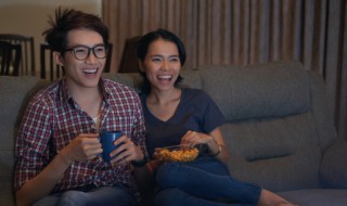 小树人是什么电影（小树人是什么电影里的）