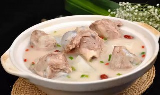 筒骨和什么煲汤最好（猪筒骨煲汤最佳搭配）