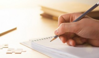 夏虫不可以语冰的意思 夏虫不可与冰语的意思