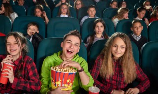 战狼2电影院什么时候上映 战狼2什么时候在电影院上映的