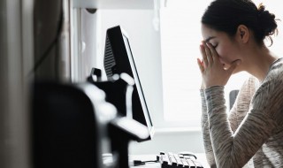 一看手机就头晕恶心怎么回事 一看手机就头疼咋回事