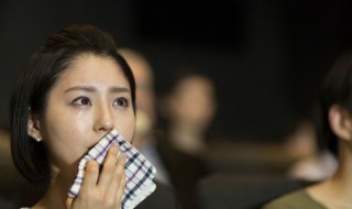 梦见自己嚎啕大哭是什么意思（梦见自己嚎啕大哭是什么意思周公解梦）