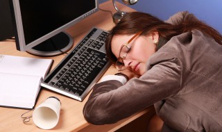 梦到滑雪（梦到滑雪 从高的地方滑下来）