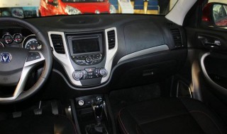 长安cs35手动不踩刹车启动不了 长安cs35plus启动时刹车踩不动