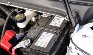 车放半个月打不着火怎么回事 车放半个月还能打着吗