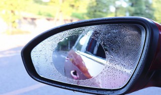 汽车后视镜防雨小妙招（汽车后视镜防雨小妙招有哪些）