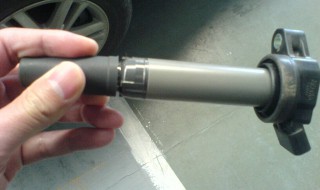 悦翔点火线圈插头有白色的氧化物(悦翔点火线圈插头有白色的氧化物正常吗)