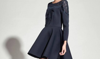 藏青色裙子配什么颜色（藏青色裙子配什么颜色的上衣好看）