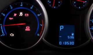 自动挡车仪表盘上的符号都代表什么 汽车仪表盘报警灯大全