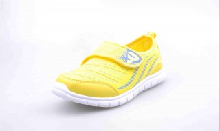 网面运动鞋清洗小窍门 白色运动鞋网面黑了怎么清洗