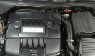 发动机冷车不响热车响 发动机冷车不响热车响正常吗