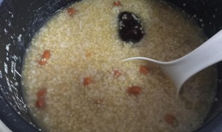 小米山楂煮粥的功效（小米山楂粥好吗）