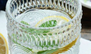 吃什么蔬菜可以补VC（吃什么蔬菜可以补充叶酸）