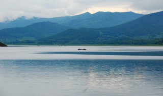 形容看水库美景的心情（形容水库的风景的句子）