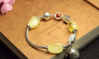 银子和琥珀哪个功效作用大 银子和琥珀哪个功效作用大一点