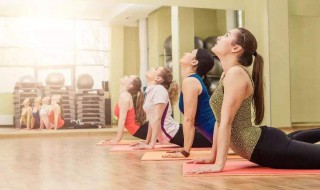 在家做什么运动可以燃脂(在家做什么运动燃脂效果好)