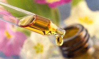 精油可以混在睡眠面膜里一起用吗(精油可以和面膜一起敷吗)